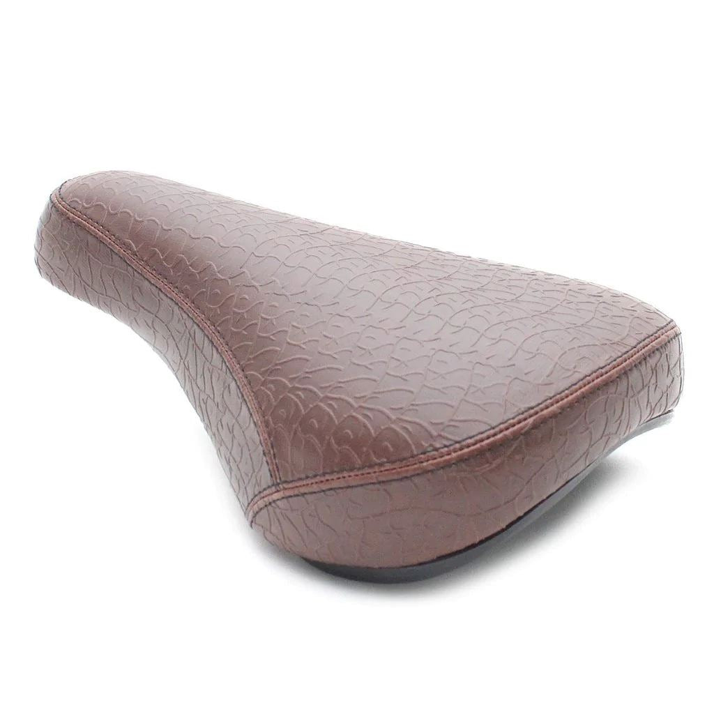 Stranger Zefaria Fat Stealth Pivotal Seat