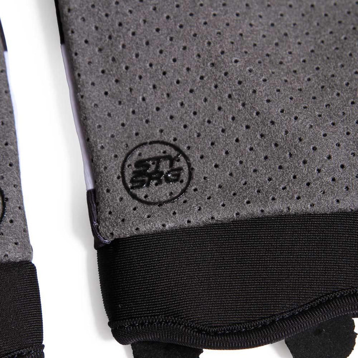 Stay Strong Classic Youth Gloves - Black