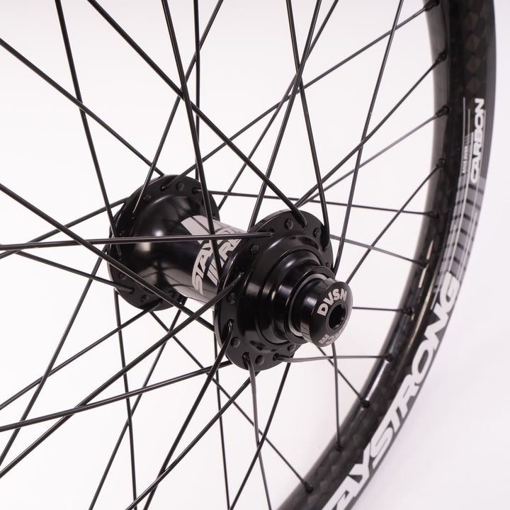 Stay Strong Carbon DVSN V3 20" Disc Set di Ruote da Corsa - Carbonio/ 1,75