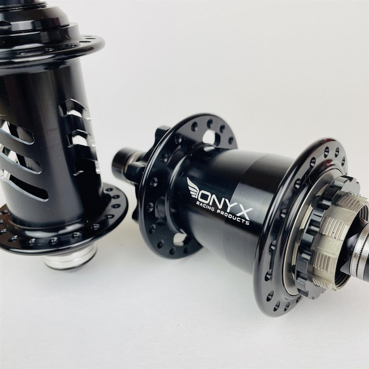 Stay Strong Edición Limitada Onyx Ultra 36h Disc Hubset - 20mm (Delantero) 10mm (Trasero)