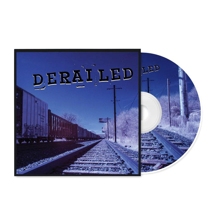 Maintain IV.V - Derailed Book and DVD Combo