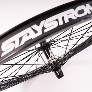 Stay Strong Reactiv 2 20" Disc Juegos de Ruedas de Carreras - Negro/ 1.75