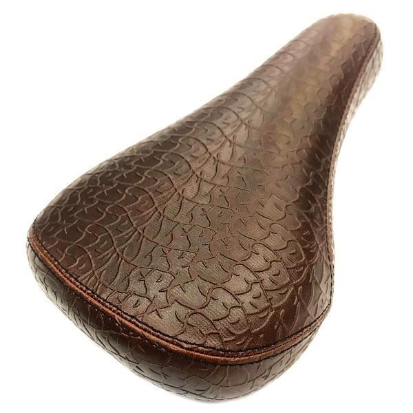 Stranger Zefaria Fat Stealth Pivotal Seat