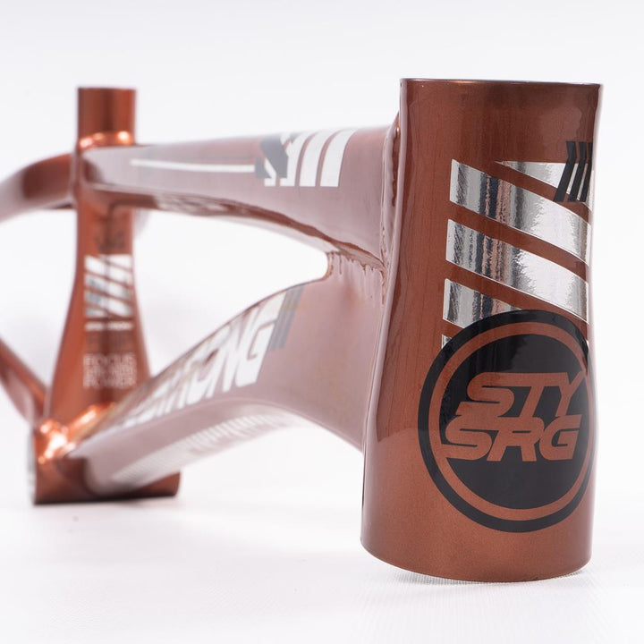 Stay Strong For Life 2023 V4 Cruiser Cadre de Course 