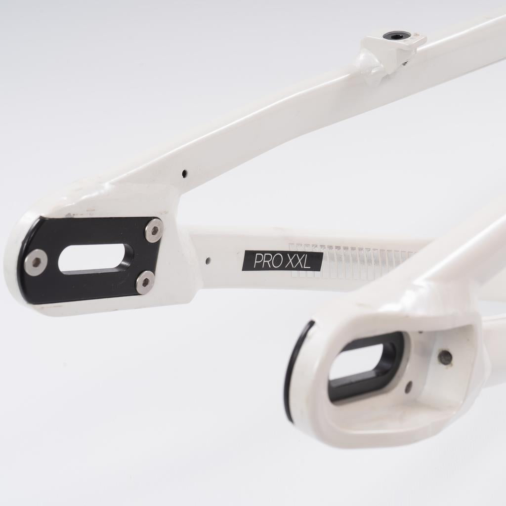 Stay Strong For Life 2023 V4 Cruiser Cadre de Course 
