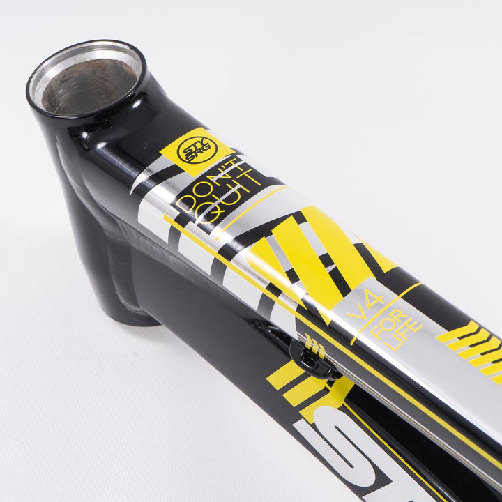 Stay Strong For Life 2023 V4 Cruiser Cadre de Course 