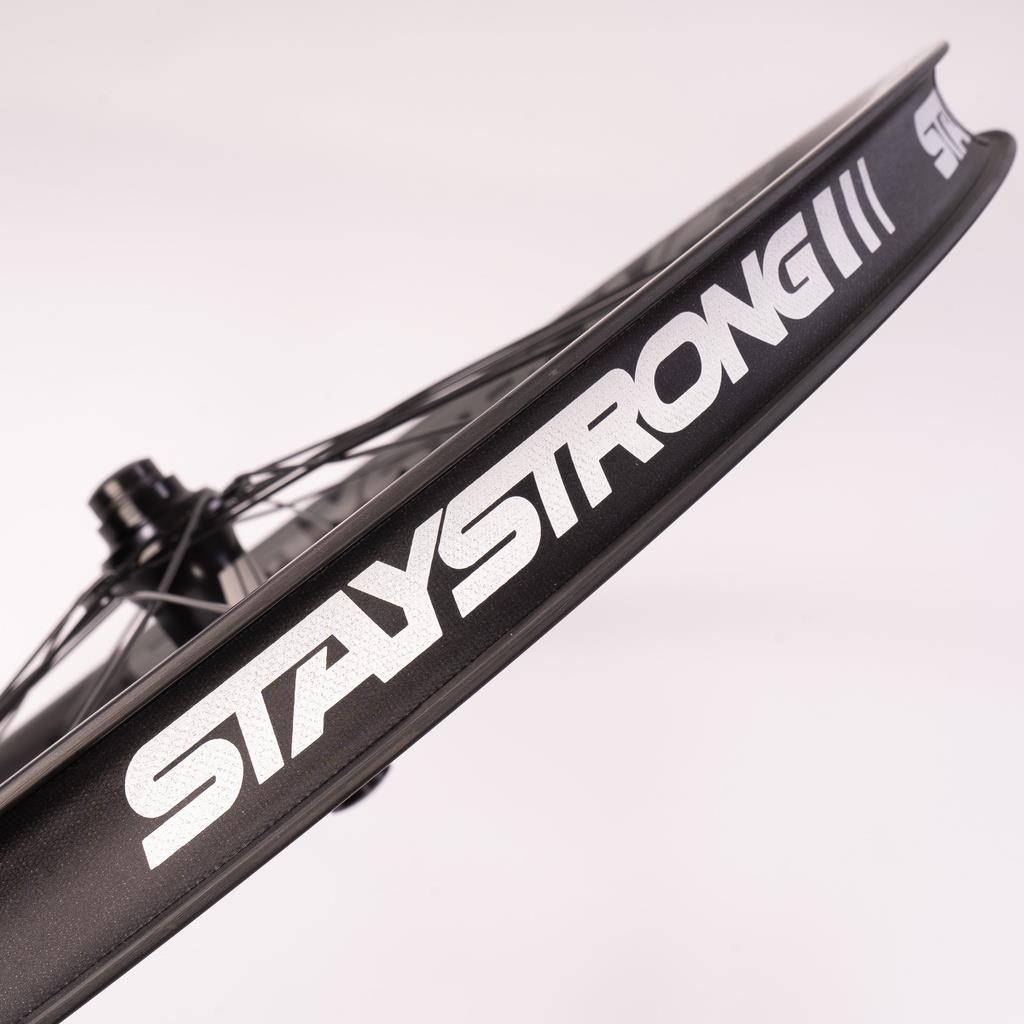 Stay Strong Carbon Reactiv 2 24" Dics Set di Ruote da Corsa