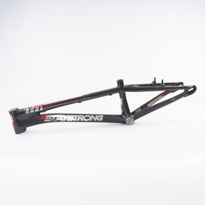 Stay Strong For Life 2023 V4 Cruiser Cadre de Course 