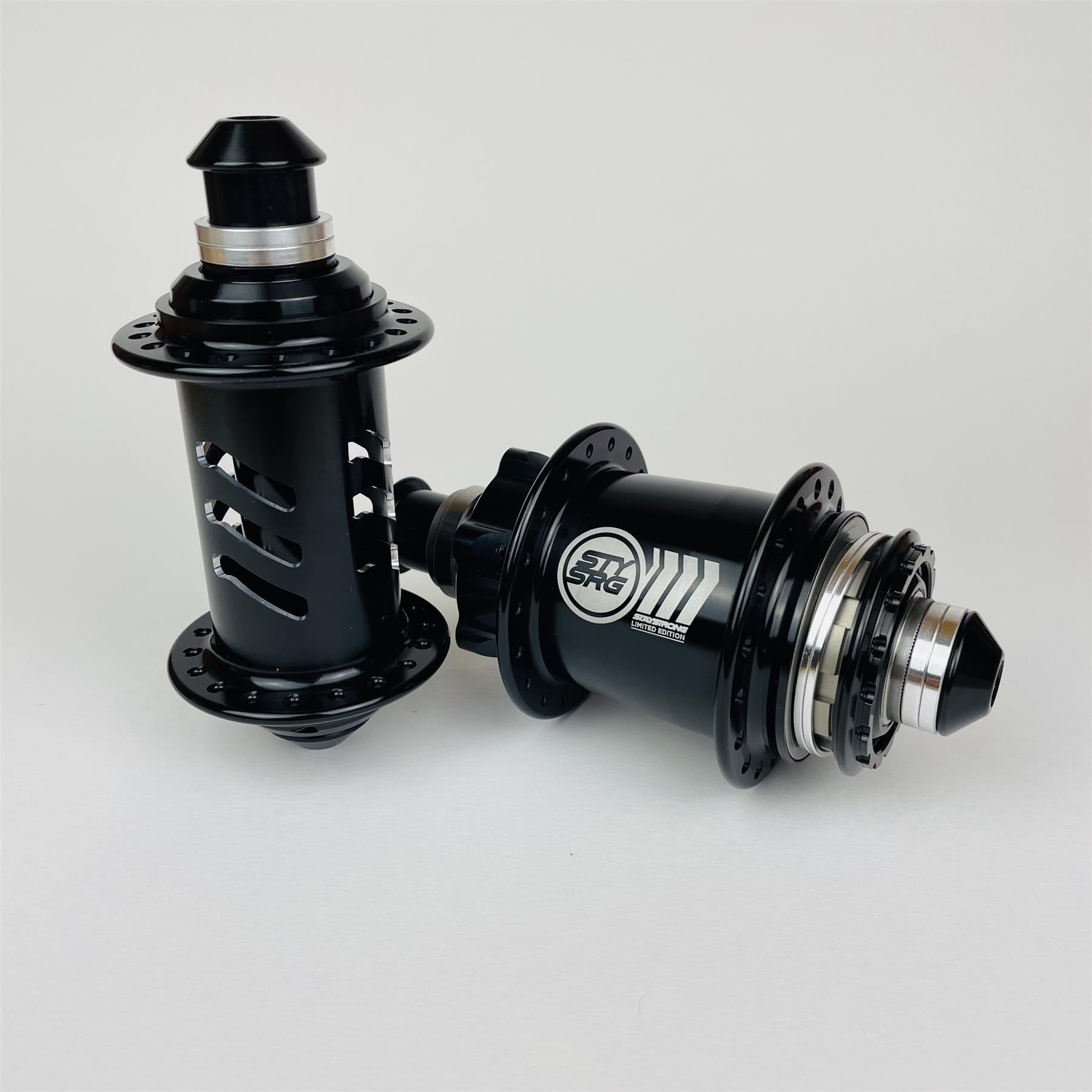 Stay Strong Edición Limitada Onyx Ultra SS 36h Disc Hubset - 20mm (Delantero) 20mm (Trasero)